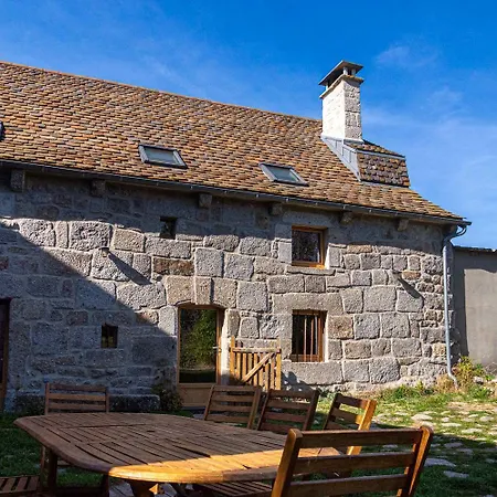 Les Violettes D'aubrac 8/11 Personnes à Rieutort